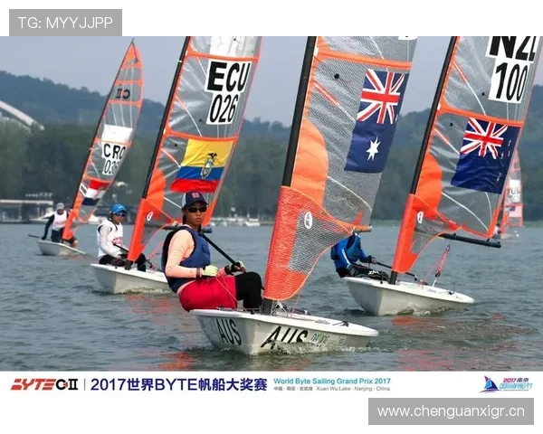 凤凰体育台专业赛事分析与专家解读帮助你深入理解比赛背后隐藏的战术玄机